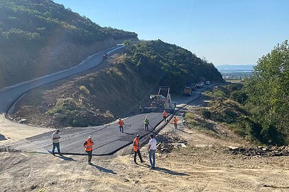 Karamürsel Dereköy Yolu Yenilendi: 3 Bin Ton PMT Döşendi
