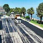 Karamürsel Plaj Yolu'na Bin 700 Ton Asfalt Serildi: Cadde Yenilendi