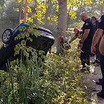 Kartepe'de Otomobil Dereye Uçtu: 52 Yaşındaki Sürücü Öldü