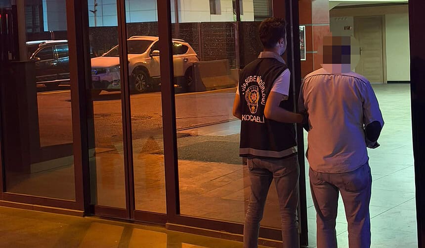 8 Yıl 8 Ay Hapis Cezası Bulunuyordu: Kasten Öldürme Suçundan Aranan Y.Y. Gebze'de Yakalandı!