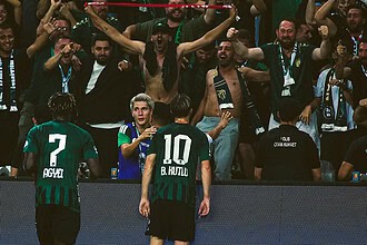 Trendyol Süper Lig’de Olaylı Maçın Faturası Kesildi! Kocaelispor Ve Amed SF Neden Sevk Edildi?