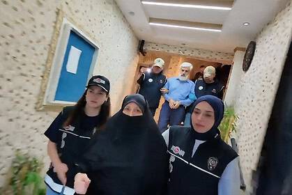 Alparslan Kuytul'un gözaltına alındığı anların yeni görüntüleri ortaya çıktı!