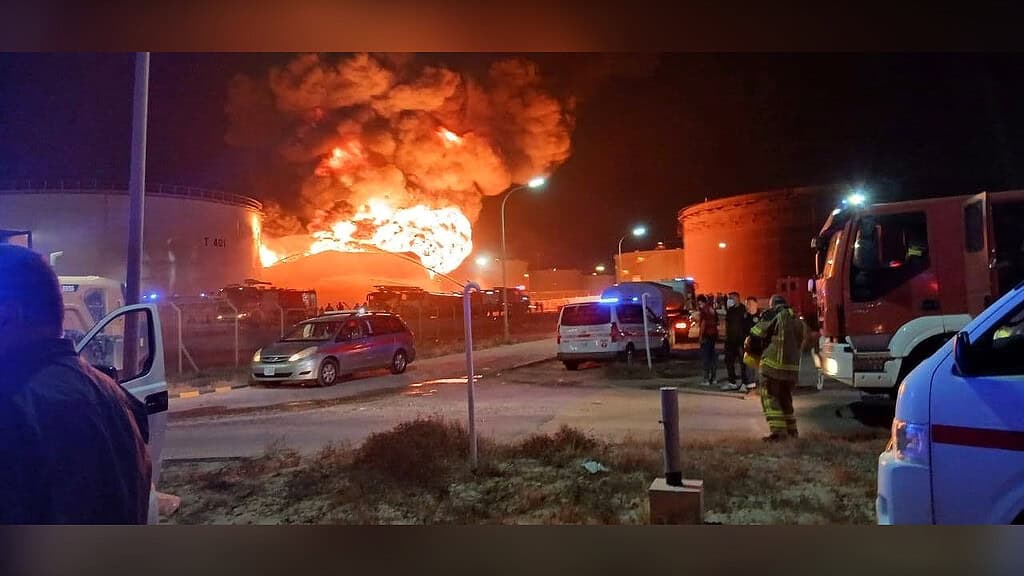 Libya'nın En Büyük Rafinerisi Vuruldu: 4,5 Milyon Litre Benzin Tehlikede