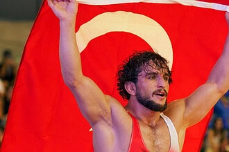 Milli Güreşçiler Taranto'da Zirveye Koştu: 6 Sıklette 6 Madalya