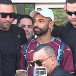 Mohamed Salah İstanbul'a İndi: Trabzonspor'la İmza Perşembeye Kaldı