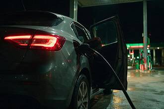 Kocaeli Ve Marmara'da Akaryakıt Şoku: Motorine Bu Gece 3,60 TL ÖTV Zammı Yapılıyor!