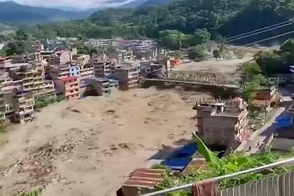 Nepal'de Deprem Sonrası Sel Vurdu: Ölü Sayısı 17'ye Çıktı