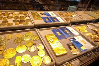 Ons Altın 4 Bin 565 Doları Gördü: Gram 7 Bini Aştı