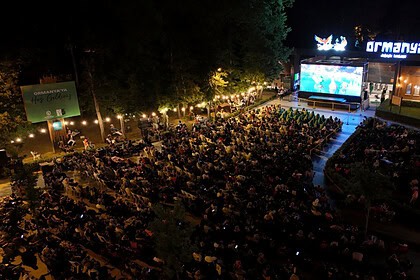 Ormanya'da Yıldızların Altında Sinema Keyfi Yaz Boyunca Sürecek
