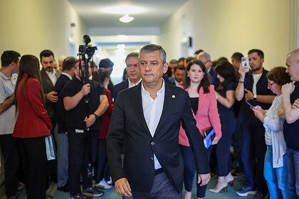 TBMM'de Fezleke Gerilimi: Özgür Özel Ve Veli Ağbaba Fezlekeleri Meclis Genel Kurulu’nu Karıştırdı!