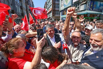 Kocaeli’de Cuma Günü Hareketli Dakikalar! Özgür Özel İzmit Sabri Yalım Parkı’nda Halkla Buluşacak!