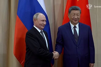 Putin, Rusya-Çin Vizesiz Seyahatini Kalıcı Hale Getirmeye Hazır