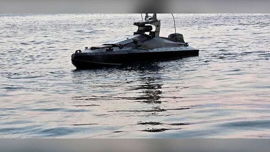 Romanya, Neptun Deep Yakınındaki Deniz Aracını F-16'yla Vurdu