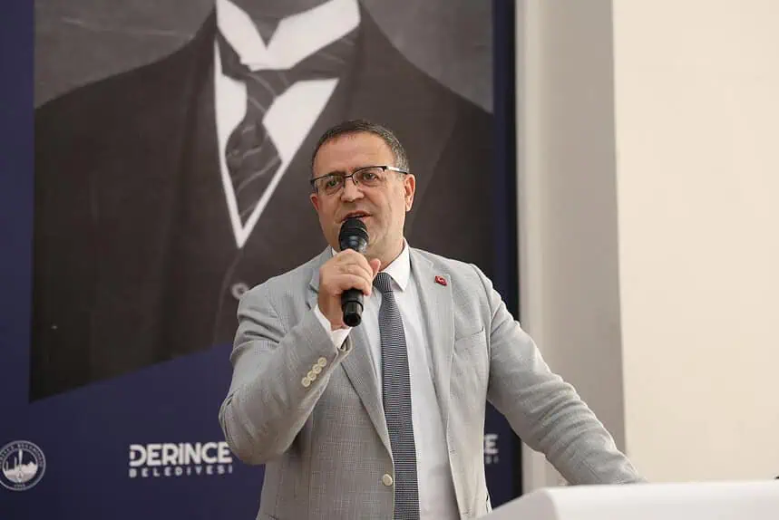 Belediye Başkanı Sertif Gökçe CHP’den İstifa Etti: Yeni Parti’ye Katılıyor!