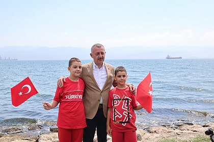TEKNOFEST Mavi Vatan Coşkusu: Tahir Büyükakın Seka Park'tan İzledi!