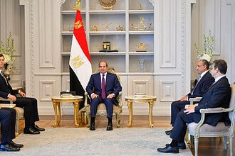 Trump'ın Damadı Kushner Sisi ile Gazze'yi Görüştü: Hamas Heyetiyle Temas Bekleniyor