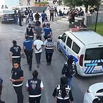 Kocaeli Dahil 71 İlde Dev Narkotik Operasyonu: 832 Kilo Uyuşturucu Ele Geçirildi, 844 Tutuklama!