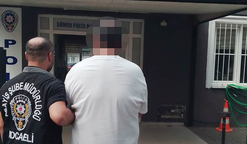 Kocaeli Emniyeti'nden Uyuşturucu Operasyonu: 6 Yıl 9 Ay Hapis Cezası Bulunan E.B. İzmit’te Yakalandı!
