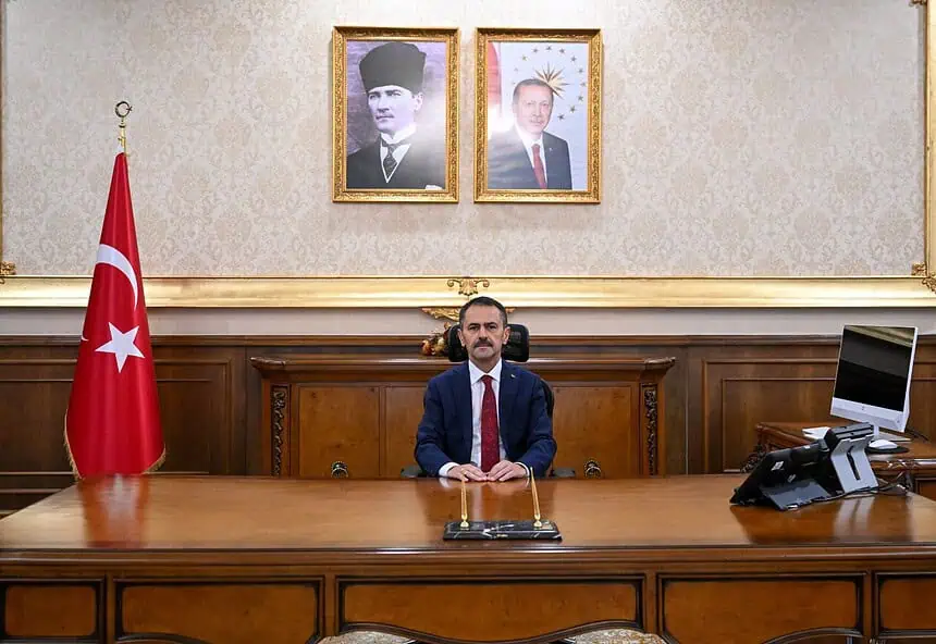 Vali Aktaş’tan Mübarek Gecede Birlik Çağrısı: "Gönül Bağlarımızı Güçlendirmeliyiz"