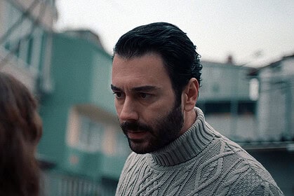 Uluslararası Ödüllü "Viran" Filminin İlk Fragmanı Yayınlandı: Seray Kaya Ve Oğuz Peçe Başrolde!