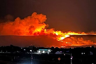 Reno'da Yangın 61 Bin Dönümü Küle Çevirdi: 87 Bin Kişiye Tahliye Uyarısı