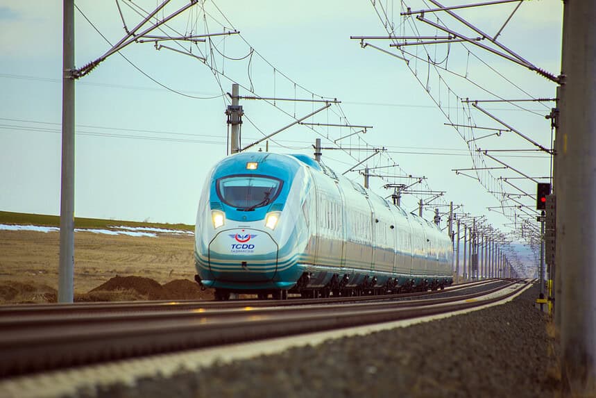 Kocaeli Tren Bileti Fiyatları 2026 - YHT Güncel Tarife ve İstasyonlar!