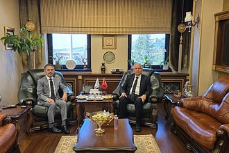 Vali İlhami Aktaş’tan Kocaeli Üniversitesi Rektörü Prof. Dr. Nuh Zafer Cantürk’e Taziye Ziyareti!