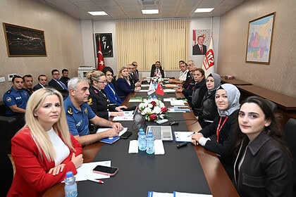 Kocaeli'de Acil Durum Ekipleri Toplandı: Kış Mevsimi Öncesi Kritik Kararlar Alındı!