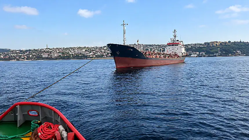 240 Ton Fuel Oil Yüklü Tanker Kocaeli Bayramoğlu Açıklarında Arızalandı