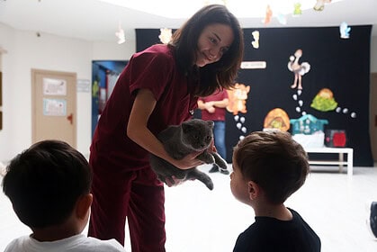 Kocaeli Çayırova'da "4 Ekim Hayvanları Koruma Günü" Etkinliği: Miniklere Veterinerlik Anlatıldı!