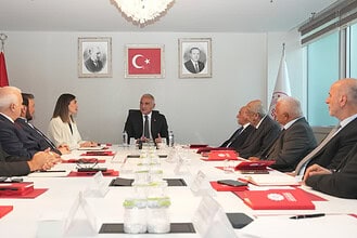 Cemevlerinin Talepleri Masada: Bakan Ersoy Başkanlığında Tarihi Danışma Kurulu Zirvesi!
