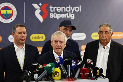 Aziz Yıldırım’dan Hakem İsyanı: Derbi Sonrası Zehir Zemberek Açıklamalar!