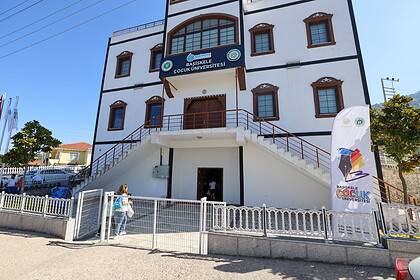 Başiskele Çocuk Üniversitesi'nde Kayıtlar Tamamlandı: 144 Öğrenci Ders Başı Yapıyor!