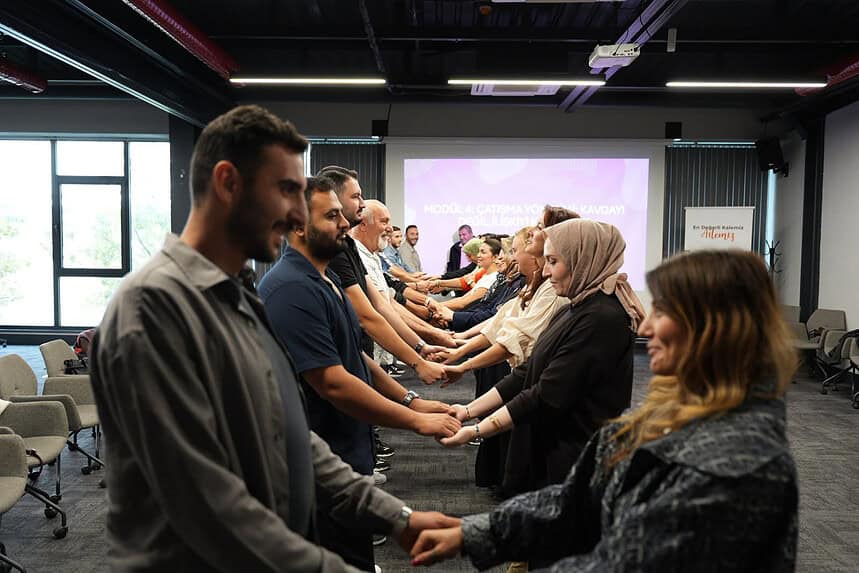 "İyi Bir Evlilik Hiç Sorun Yaşamamak Değildir": Başiskele'de Çiftler İlişkilerini Yeniden Keşfediyor!
