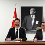 Beşiktaş, Ümit Akdağ İle 4 Yıllık Sözleşme İmzaladı