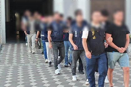 Borsa Yatırımı Vaadiyle 4,5 Milyon Liralık Vurgun: 8 Tutuklama