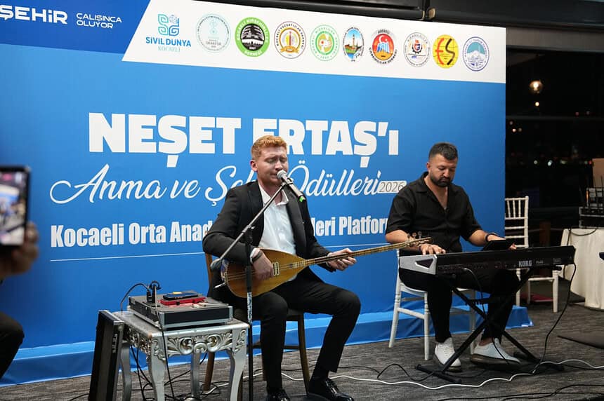 Büyükşehir’den Bozkırın Tezenesi’ne vefa gecesi