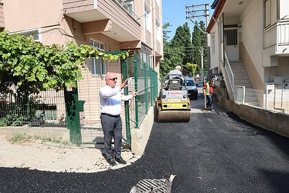 Darıca’da Asfalt Mesaisi Hafta Sonu Da Sürüyor: Muzaffer Bıyık Çalışmaları Yerinde İnceledi!