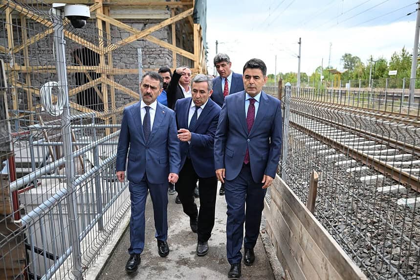 Bakan Yardımcısı Osman Boyraz Tarihi Derbent Tren Garı'ndaki Restorasyon Çalışmalarını İnceledi!
