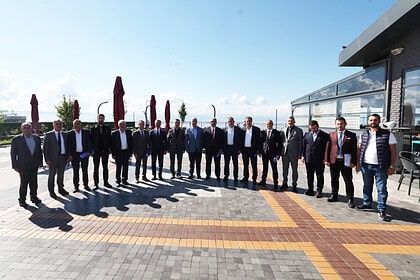 Dilovası'nda Çözüm İçin Ortak Akıl! Mahallelerin Öncelikli Talepleri Tek Tek Belirlendi!