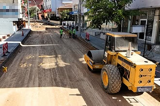 Kocaeli Büyükşehir Dilovası’nda Ulaşım Ağlarını Yeniliyor: Bağdat Ve İbni Sina Caddesi’ne Asfalt Dökülüyor!