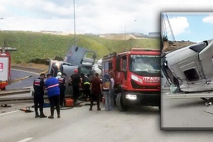 Dilovası Rampasında Beton Mikseri Refüje Devrildi: Sürücü Araçta Sıkıştı!