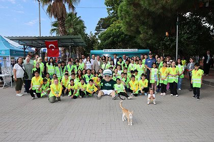 Körfez'de Çevreci Farkındalık: Başkan Şener Söğüt Denizden Çıkarılan Atıkları İnceledi!