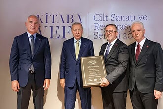 Karadağ’ın Asırlık Emaneti Türkiye’de Restore Edildi: Taşlıcalı Hüseyin Paşa Mushaf-ı Şerifi Tamamlandı!
