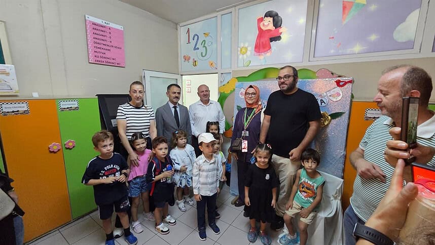Kocaeli Valisi İlhami Aktaş'tan Yeni Eğitim Yılı Öncesi İzmit Ulugazi İlkokulu'na Ziyaret!