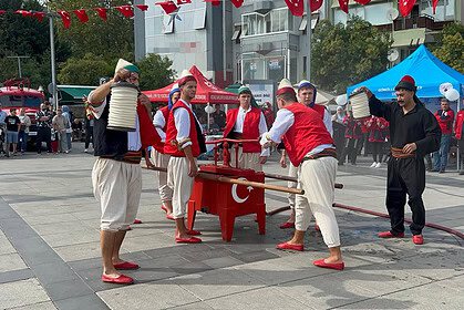 Kocaeli'de İtfaiye Haftası İzmit ve Gebze Meydanlarında Kutlandı!