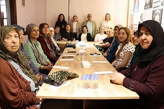 İzmit Belediyesi "Kadın Kadına Konak Buluşmaları" Hacı Hasan Mahallesi İle Devam Etti!