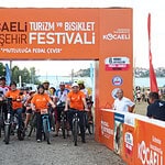 Kocaeli'de Bisiklet Festivalinin Yol Arkadaşı KOBİS Oldu: Ekipler Güzergâh Boyunca Teknik Destek Sağladı!