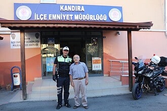 Kandıra'da Kalp Krizi Geçiren 68 Yaşındaki Adamı Polis Hayata Bağladı