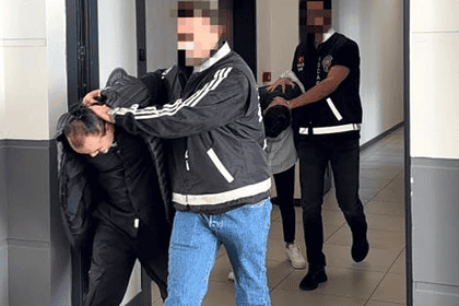 Kocaeli'de Banka Hesabı Açtırarak Kredi Çeken Dolandırıcılar Yakalandı